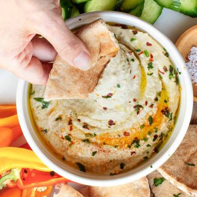 HUMMUS